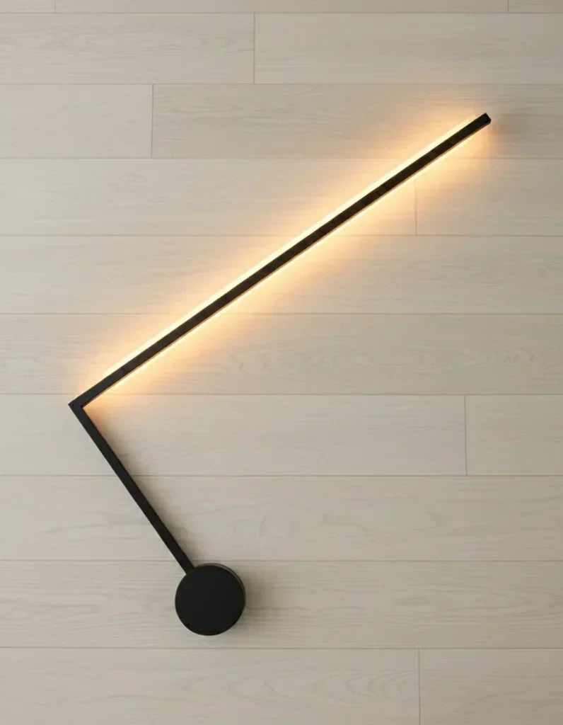 Lampadaire_LED_design_Zenith_dans_une_chambre_moderne
